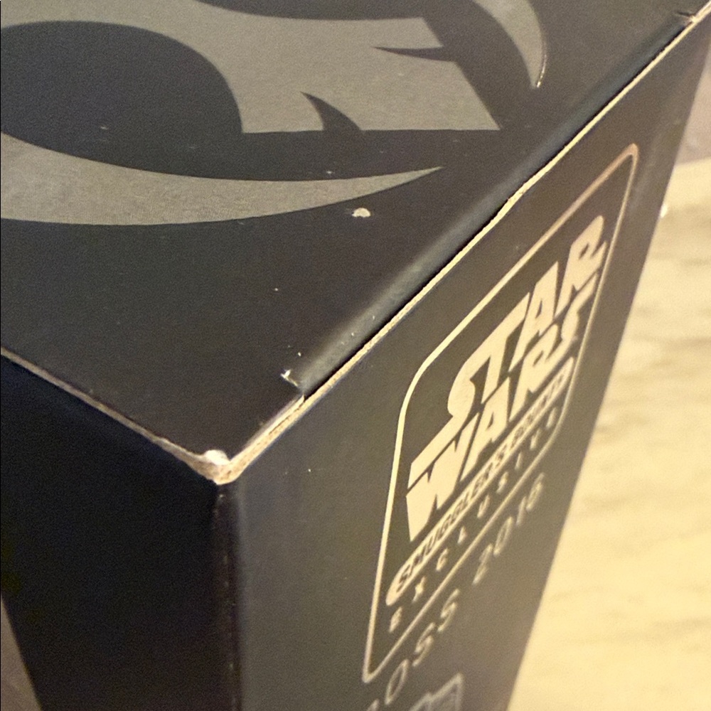 Funko StarWars Gold colored Rebel Pilot Collectible Boss 2016 Smuggler’s bounty - Picture 13 of 14
